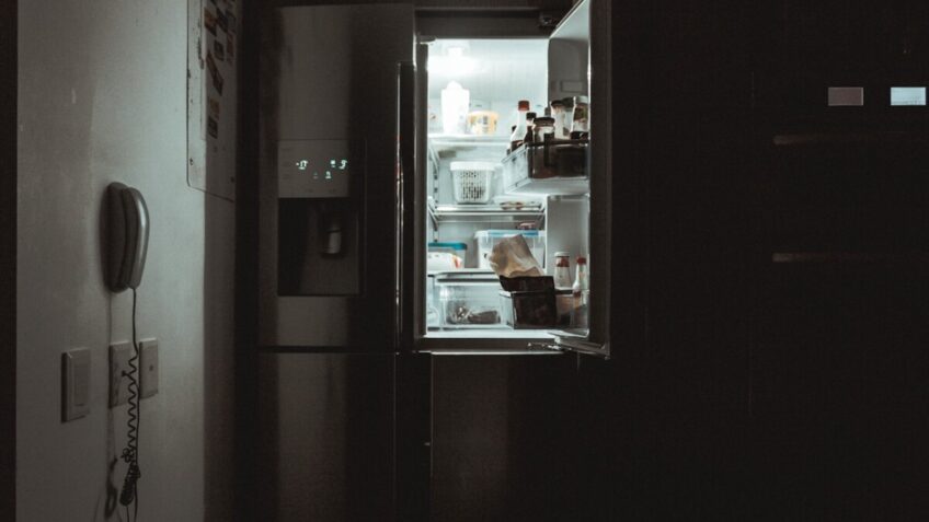 Whirlpool Ice Maker Not Working? Here Is How to Fix It