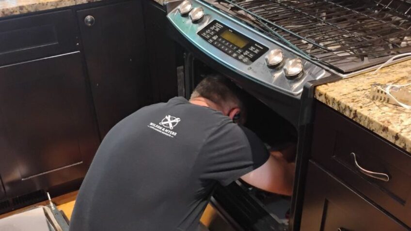 Gas Oven Smells Like Gas When Preheating: Leave or Diagnose?